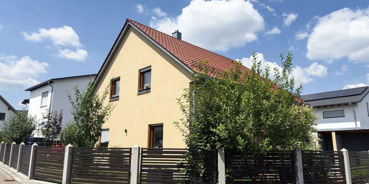 Einfamilienhaus Teublitz - 5 Zimmer, 135 m&sup2;, 540.000&euro; | Angebot:27064365