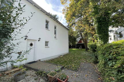 Reihenendhaus mit Südterrasse & Garten in Regensburg-Kumpfmühl - Provisionsfrei