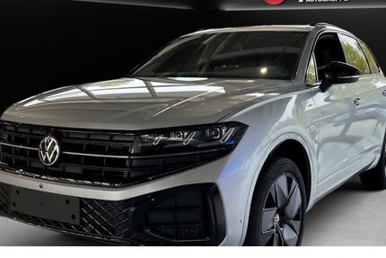 VW Touareg 9.900 km 98.970 € Regensburg 93053
