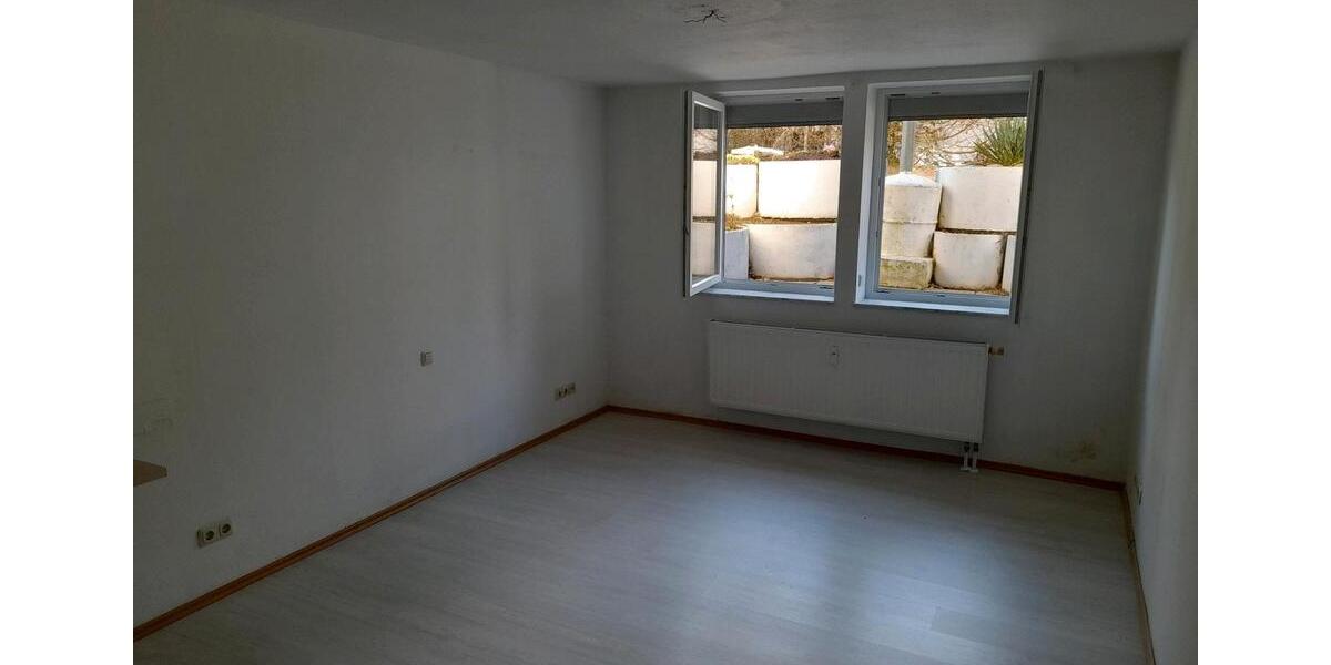 Etagenwohnung Burglengenfeld - 1 Zimmer, 24 m&sup2;, 250&euro; | Angebot:26238976