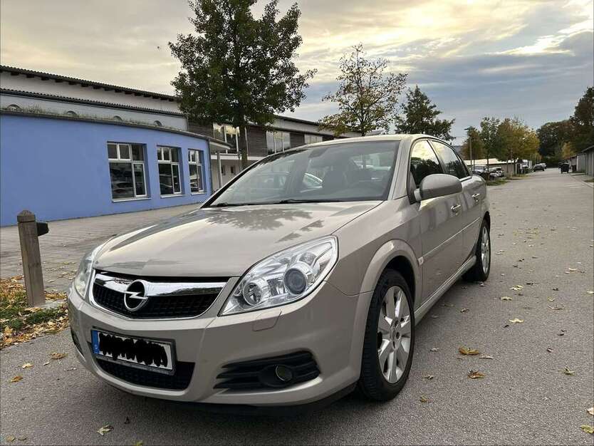Opel Vectra 302.000 km 2.299 € Regensburg 93057