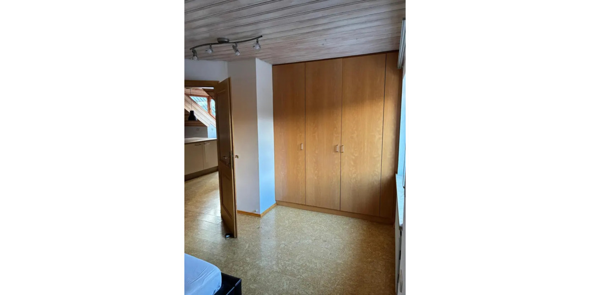 Dachgeschoßwohnung Regensburg Galgenberg - 3 Zimmer, 85 m&sup2;, 750&euro; | Angebot:25293580