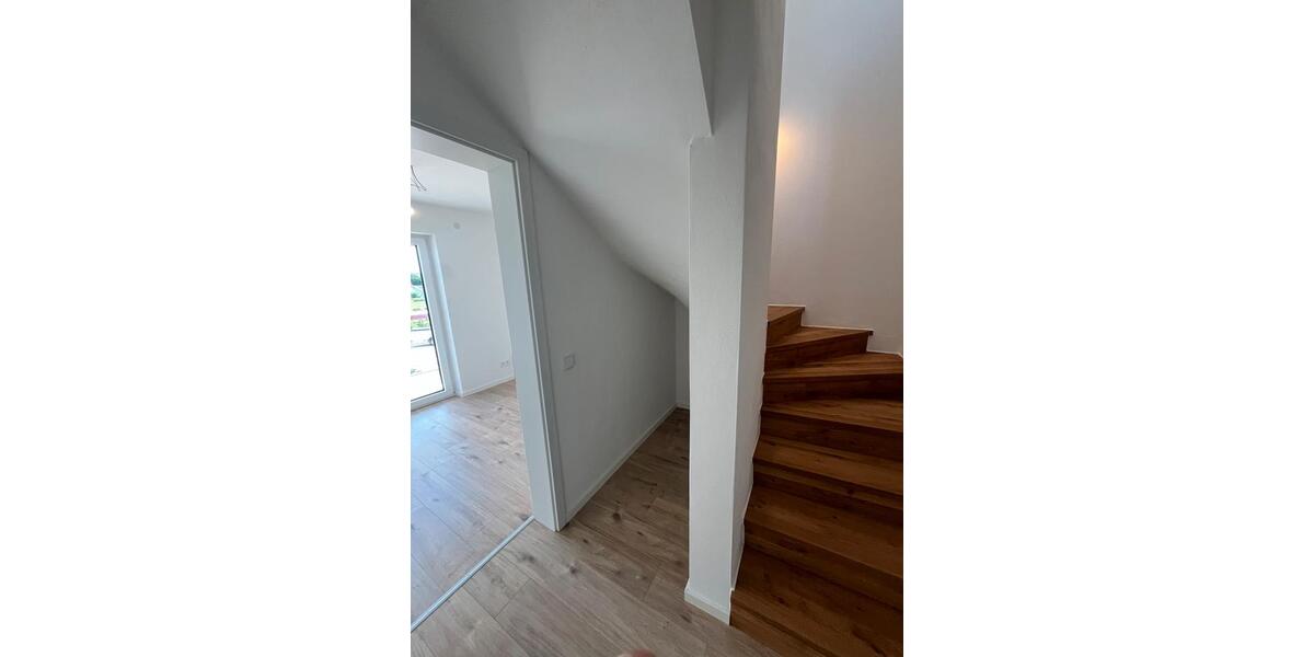 Maisonettenwohnung Barbing - 5.5 Zimmer, 145 m&sup2;, 1.900&euro; | Angebot:26464301