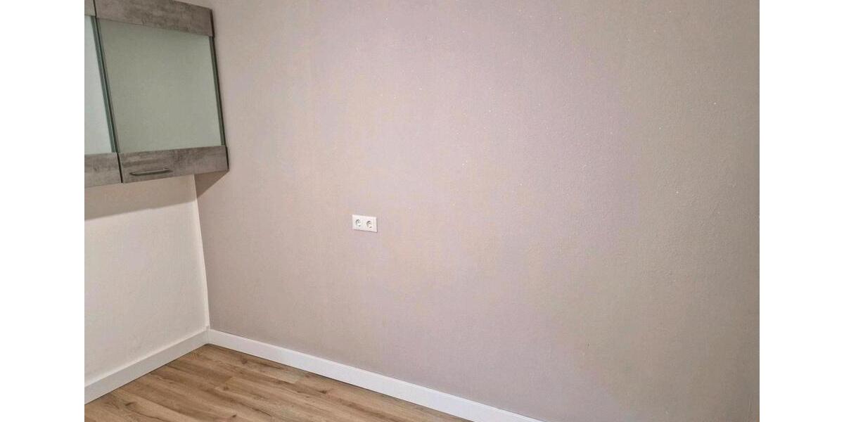 Etagenwohnung Pentling - 4 Zimmer, 123 m&sup2;, 1.070&euro; | Angebot:26237302