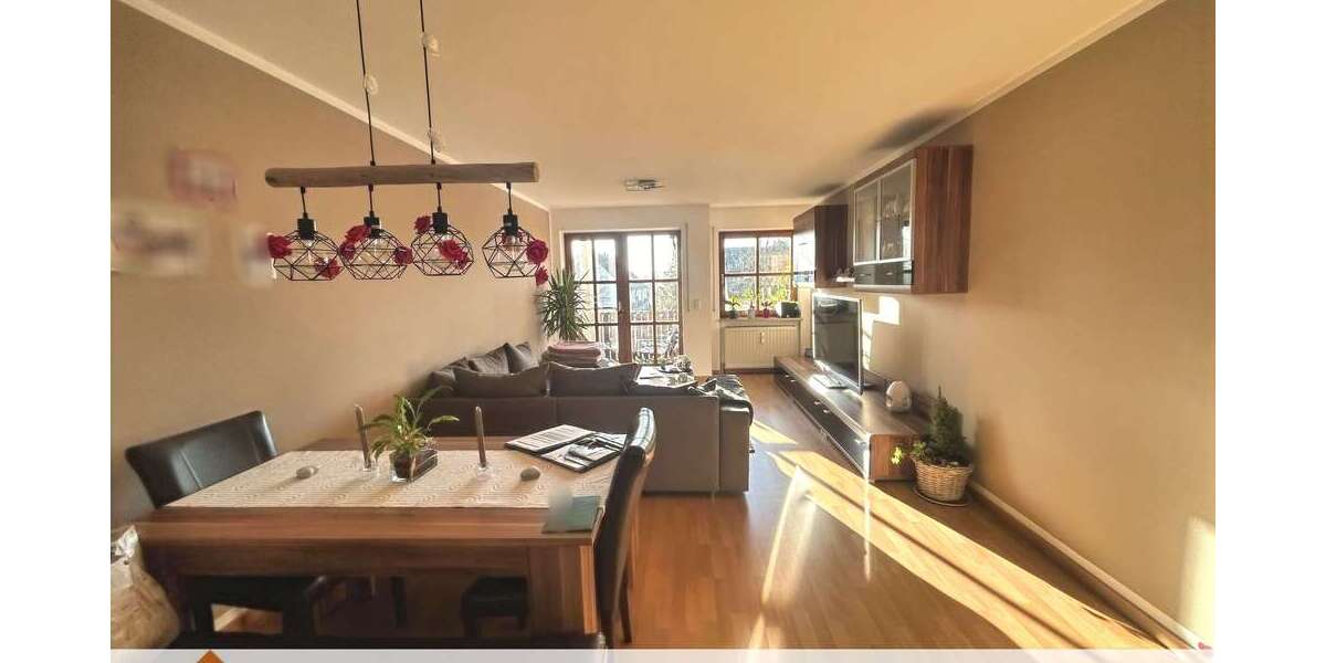 Etagenwohnung Regenstauf - 4 Zimmer, 91 m&sup2;, 299.000&euro; | Angebot:26211579
