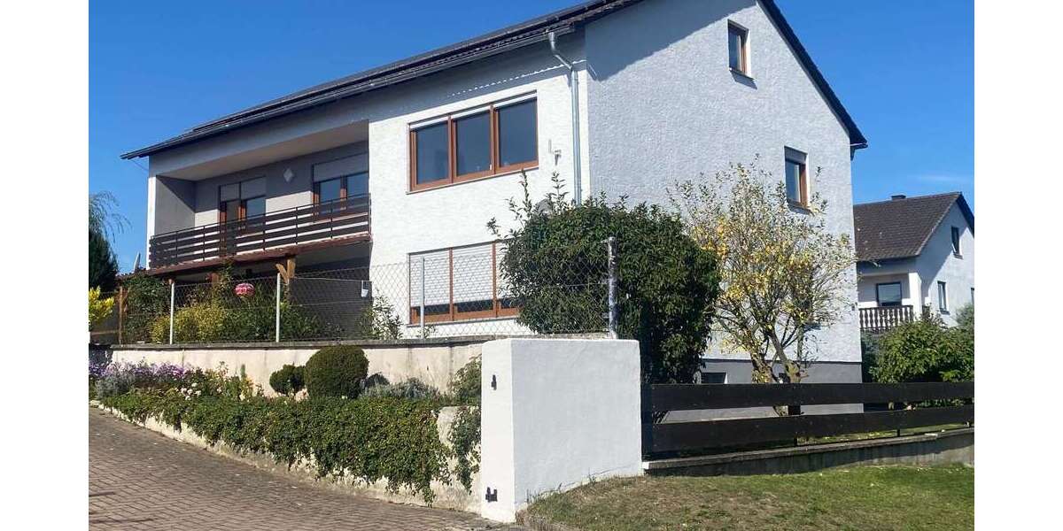Etagenwohnung Saal a.d.Donau - 4 Zimmer, 110 m&sup2;, 800&euro; | Angebot:27550113