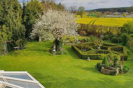 Grundstück zu verkaufen in Maxhütte-Haidhof 280.000 € 700 m² zimmer