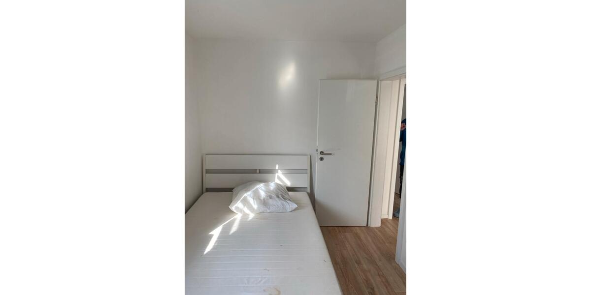 Etagenwohnung Regensburg Konradsiedlung - 3 Zimmer, 65 m&sup2;, 1.000&euro; | Angebot:26224037