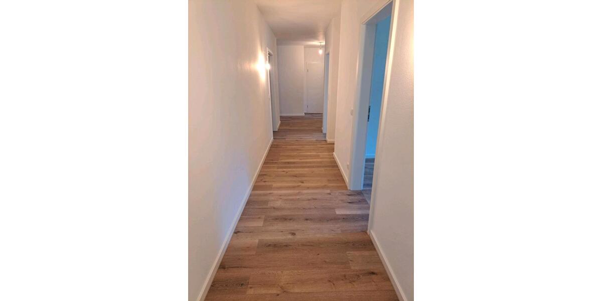 EG Wohnung Erstvermietung mit Terrasse 5 zimmer