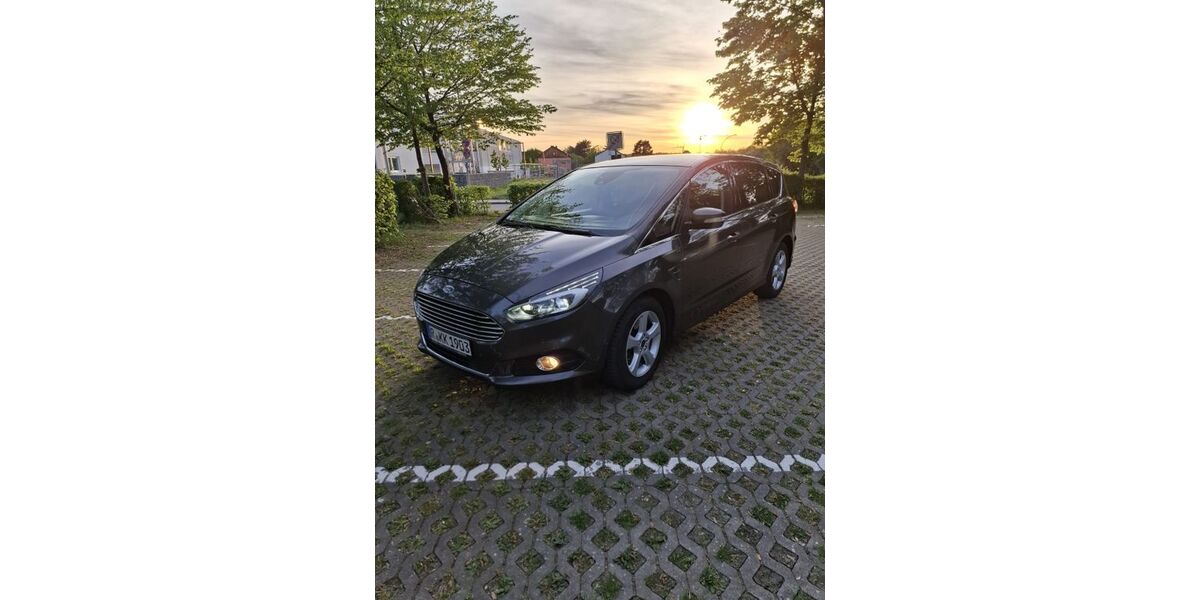 Ford S-Max 133.000 km 20.900 &euro; Lappersdorf 93138