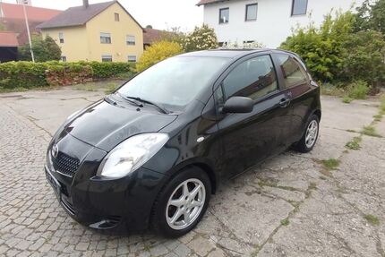 Toyota Yaris 170.000 km 1.399 &euro; Regensburg 93055