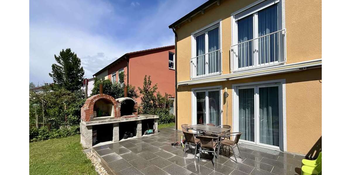 Einfamilienhaus Neutraubling - 5 Zimmer, 120 m&sup2;, 605.000&euro; | Angebot:25781681