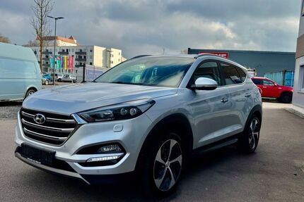 Hyundai TUCSON 123.000 km 15.900 &euro; Wörth an der Donau 93086
