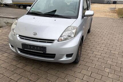 Daihatsu Sirion 102.288 km 2.500 &euro; Nittendorf 93152