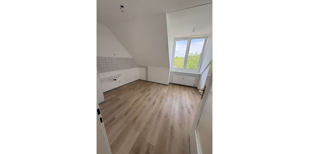 Etagenwohnung Regensburg Brandlberg - 4 Zimmer, 114 m&sup2;, 1.395&euro; | Angebot:27427300