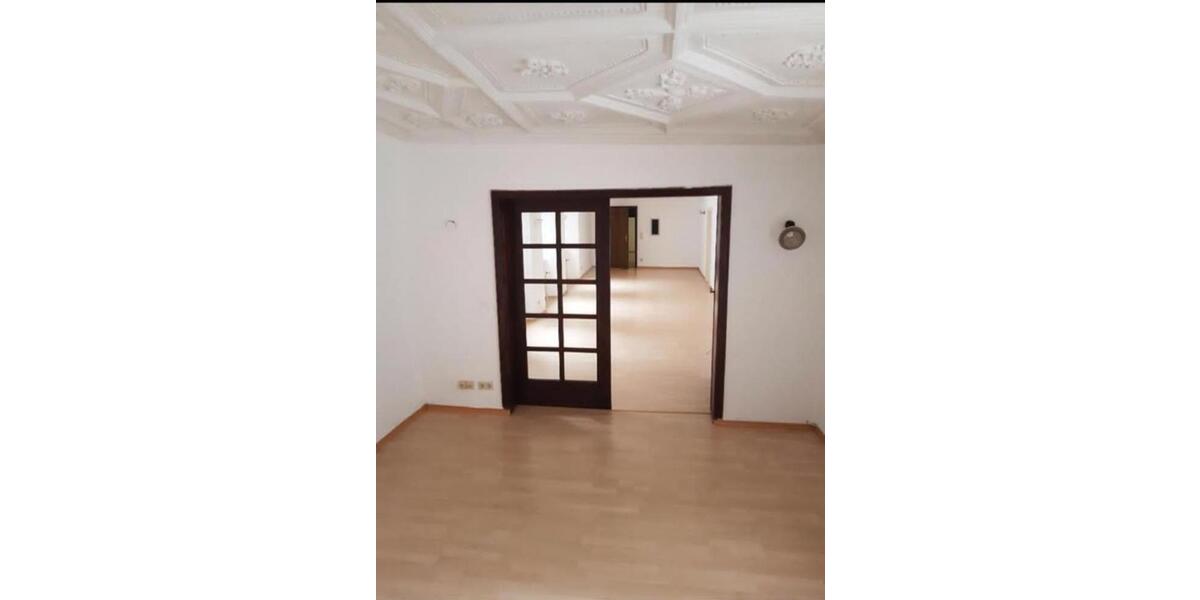 Wohnung Gewerbe mitten in Regensburg mit Einbauküche und Balkon 2 zimmer