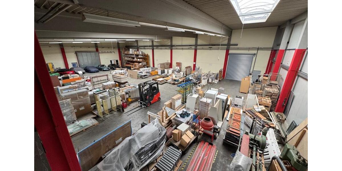 Lagerhalle im Gewerbegebiet Saal an der Donau direkt an der B16 zimmer