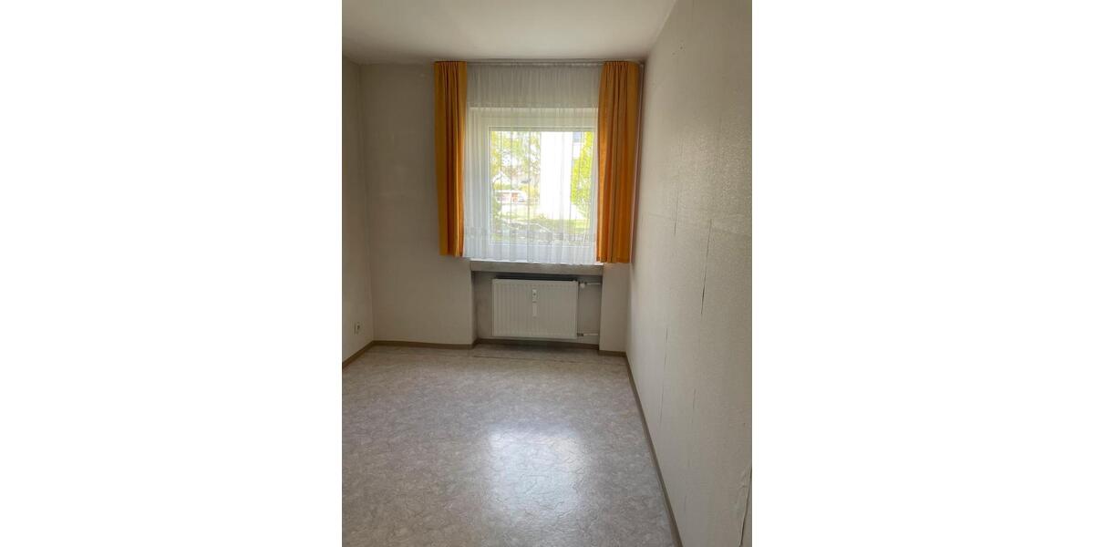 Hochparterre Regensburg Gallingkofen - 3 Zimmer, 74 m&sup2;, 235.000&euro; | Angebot:26425410