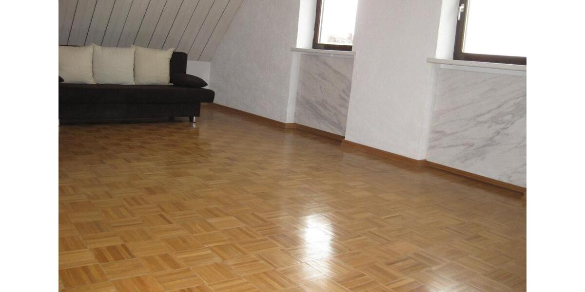 Dachgeschoßwohnung Saal an der Donau - 1 Zimmer, 42 m&sup2;, 119.000&euro; | Angebot:26990848