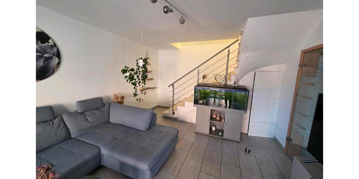 Maisonettenwohnung Burglengenfeld - 3 Zimmer, 95 m&sup2;, 1.000&euro; | Angebot:26475303