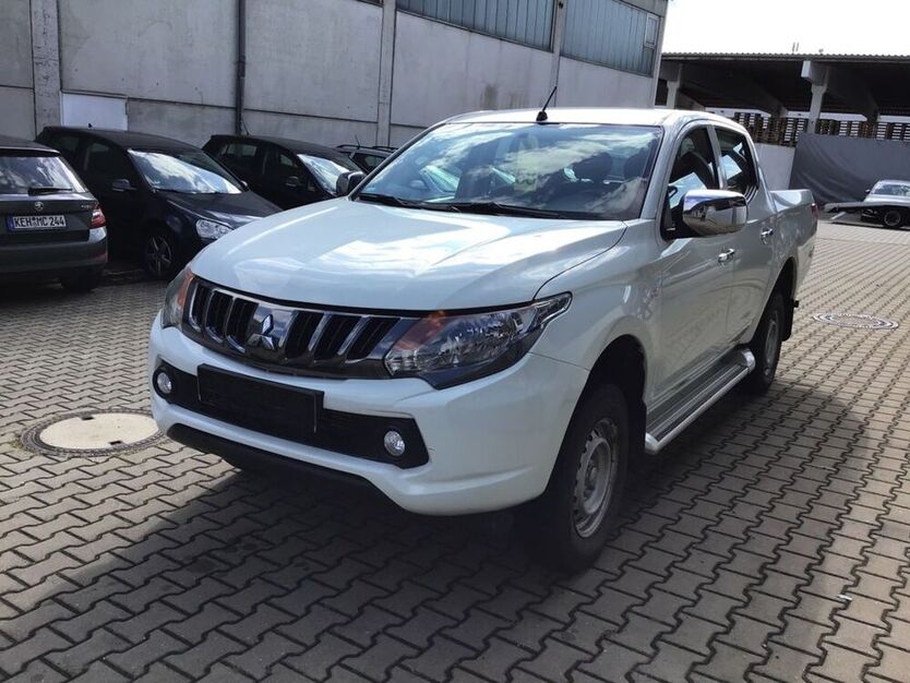 L200