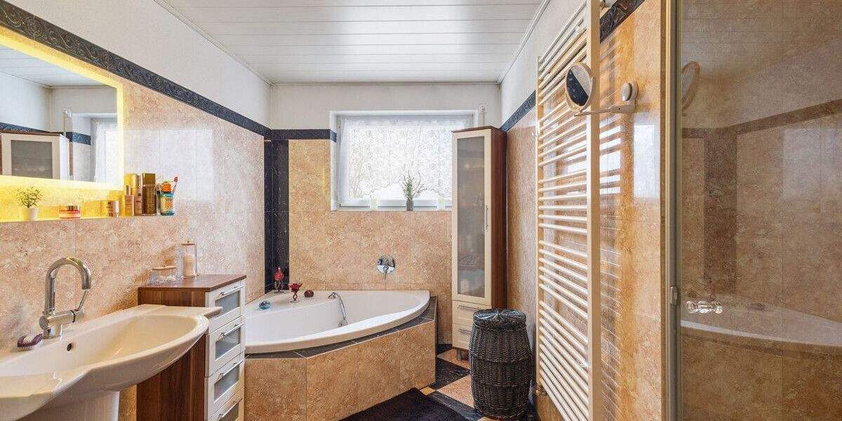 Einfamilienhaus Hemau Hohenschambach - 8 Zimmer, 166 m&sup2;, 505.000&euro; | Angebot:25743845