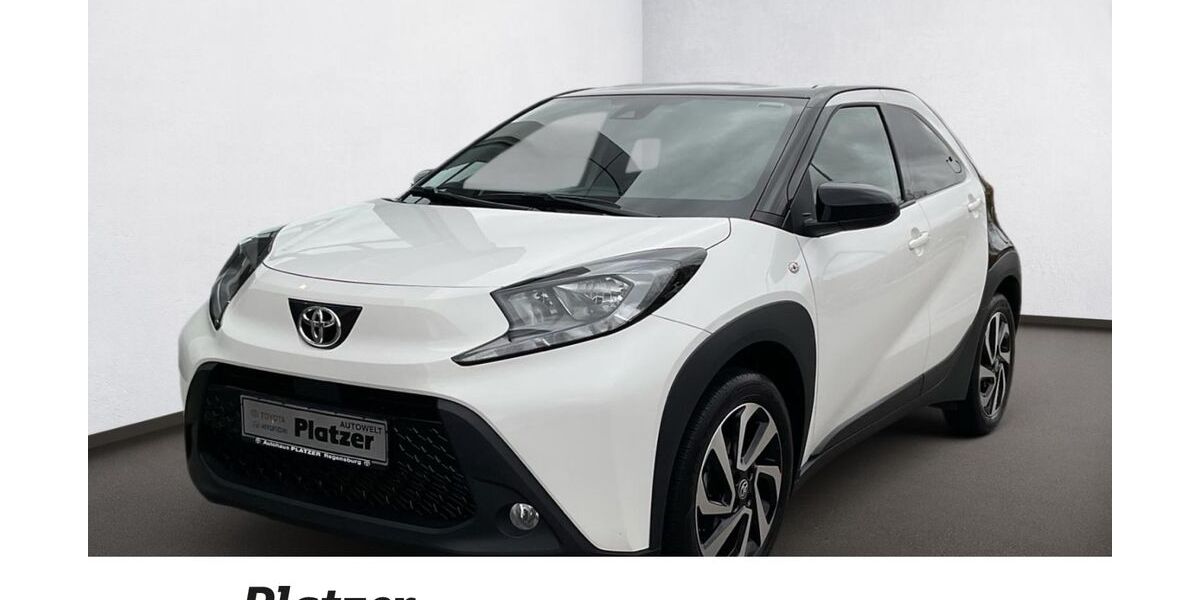 Toyota Aygo (X) 35.620 km 13.980 &euro; Regensburg 93055