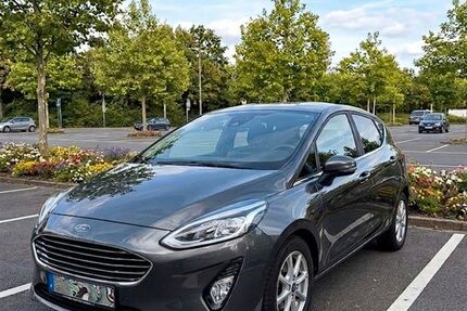 Ford Fiesta 95.000 km 12.000 &euro; Maxhütte-Haidhof 93142