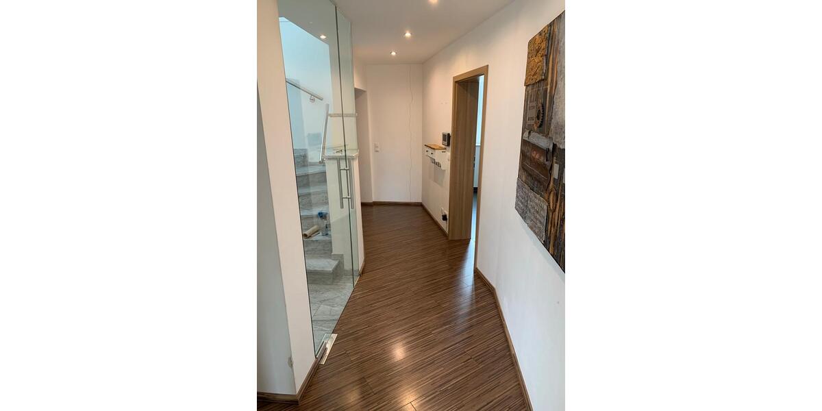 Maisonettenwohnung Kelheim - 3.5 Zimmer, 125 m&sup2;, 1.480&euro; | Angebot:27590010
