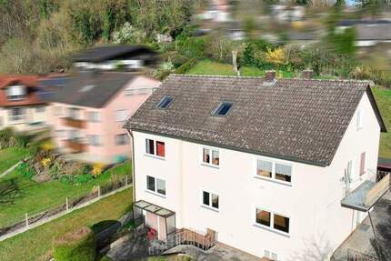 Haus Nittendorf / Etterzhausen Etterzhausen-Goldberg - 8 Zimmer, 251 m&sup2;, 635.000&euro; | Angebot:23958475