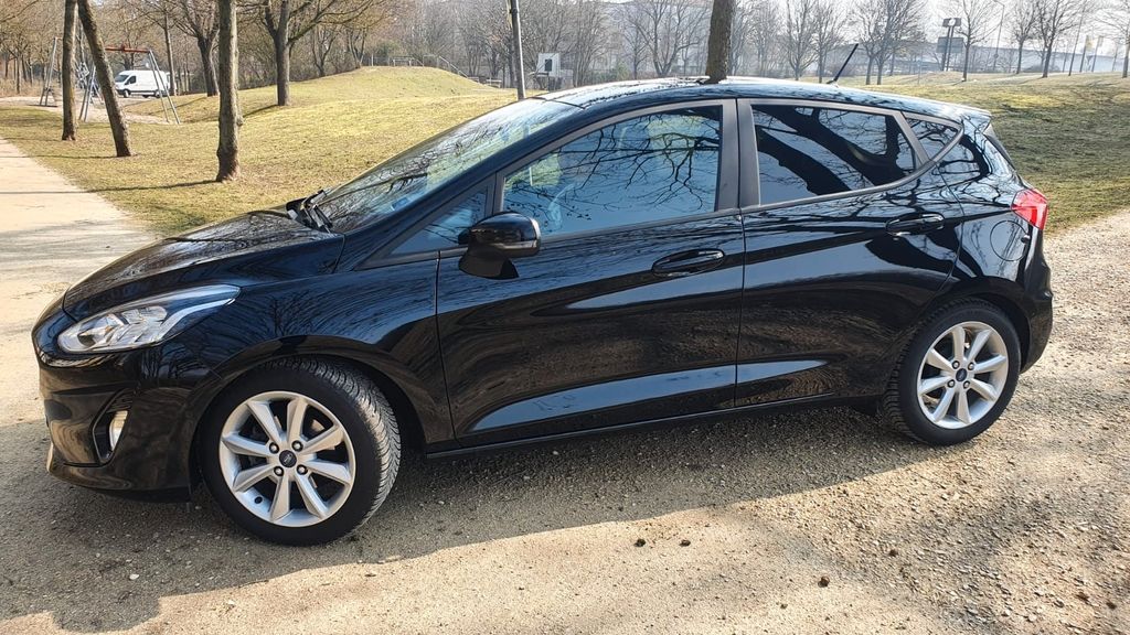 Ford Focus 69.900 km 10.400 &euro; Bernhardswald 93170