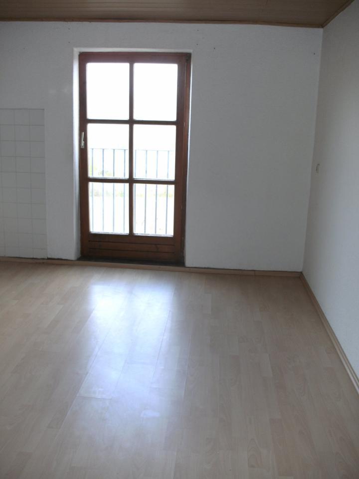 Große Wohnung mit Balkon und EBK in KEH-Hohenpfahl