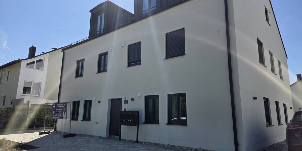 Etagenwohnung Regensburg Westenviertel - 3 Zimmer, 84 m&sup2;, 1.608&euro; | Angebot:26453046