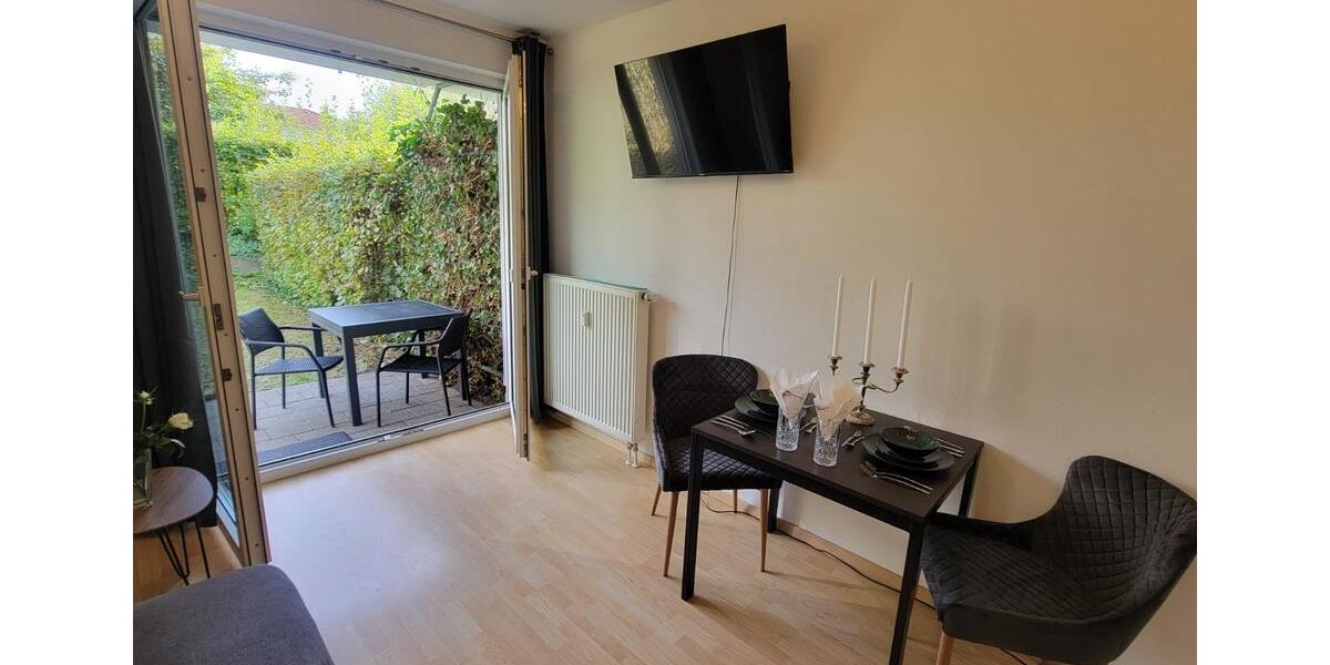 Schöne hochwertige möblierte Wohnung mit Garten direkt an der Uni 2 zimmer