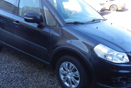 Suzuki SX4 135.000 km 6.600 &euro; Regensburg 93057