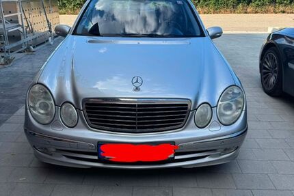 Mercedes-Benz E 220 177.700 km 5.500 &euro; Rain 94369