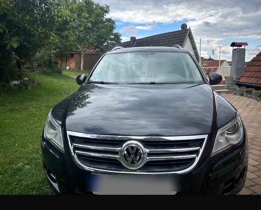 VW Tiguan 181.000 km 7.100 € Lupburg 92331
