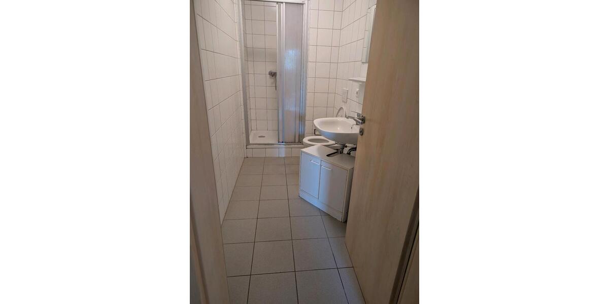 Hochparterre Regensburg Galgenberg - 4 Zimmer, 2.150&euro; | Angebot:22105657