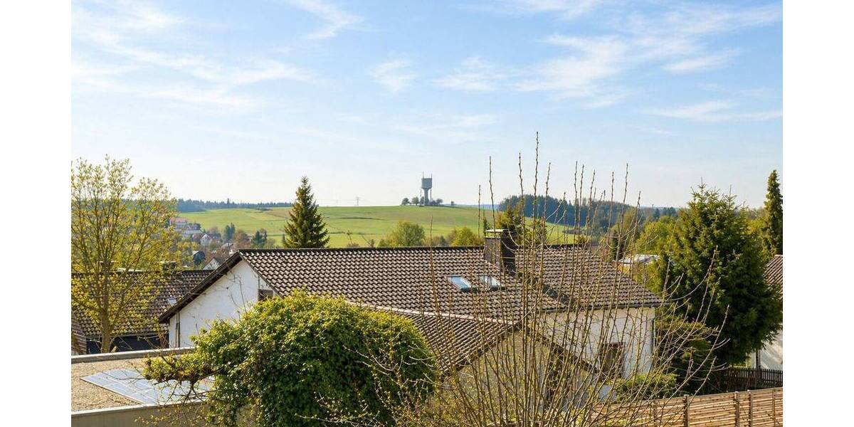 Einfamilienhaus Pentling - 8 Zimmer, 280 m&sup2;, 485.000&euro; | Angebot:26778889