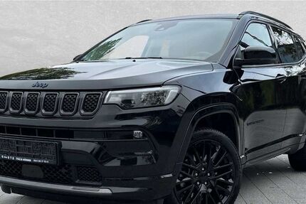 Jeep Compass 43.500 km 28.999 &euro; Regensburg 93059
