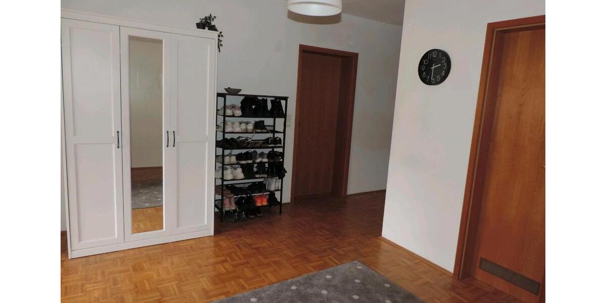 Etagenwohnung Regensburg Gallingkofen - 4 Zimmer, 10 m&sup2;, 348&euro; | Angebot:26535728
