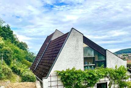 Haus Kelheim - 7 Zimmer, 227 m&sup2;, 510.000&euro; | Angebot:27070205