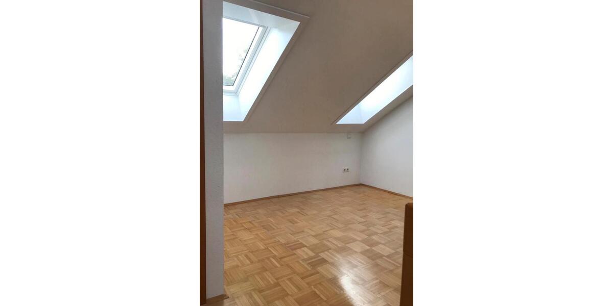 Dachgeschoßwohnung Regensburg Gallingkofen - 2 Zimmer, 44 m&sup2;, 240.000&euro; | Angebot:25977190