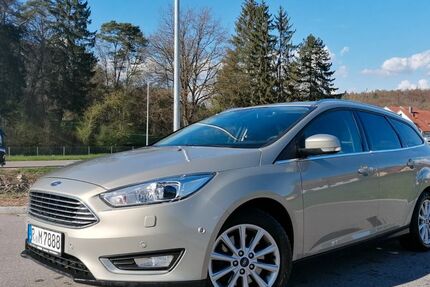 Ford Focus 98.000 km 8.900 &euro; Nittendorf 93152