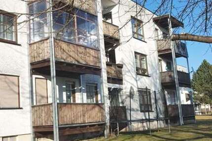 Wohnung zum Mieten in Regenstauf 250 € 64 m²
