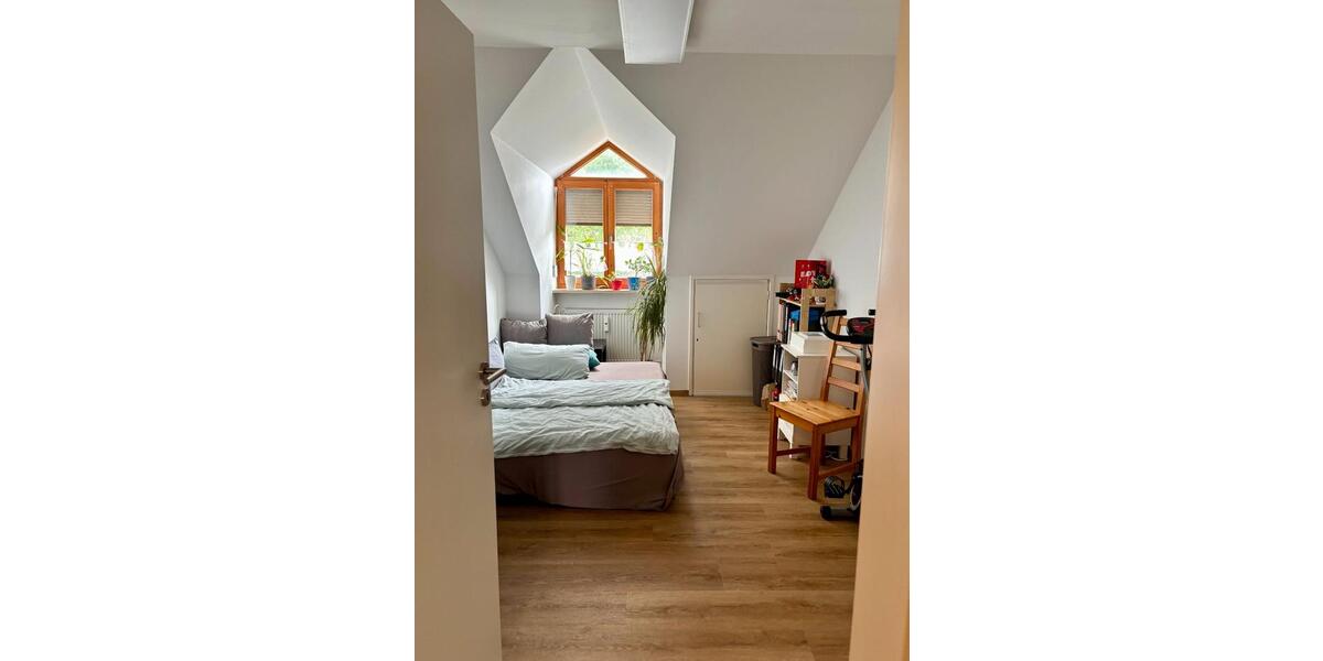 Dachgeschoßwohnung Regensburg Das Dörnberg - 3 Zimmer, 96 m&sup2;, 399.500&euro; | Angebot:26829007