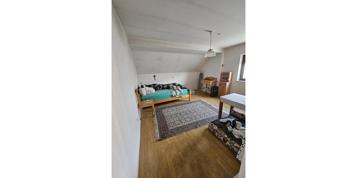 Einfamilienhaus Herrngiersdorf - 6 Zimmer, 164 m&sup2;, 315.000&euro; | Angebot:26302517