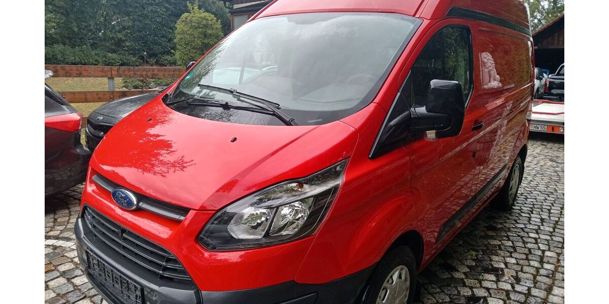 Ford Transit Custom 189.000 km 4.999 &euro; Regensburg-Bernhardswald 93170