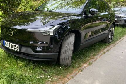 Volvo EX30 1.900 km 36.500 &euro; Regensburg 93059
