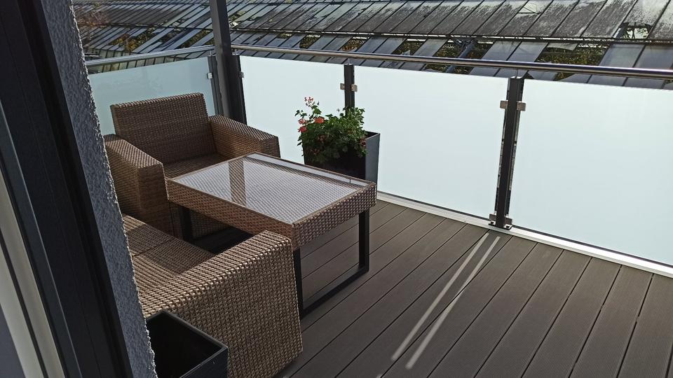 Sehr schöne moderne 4-Zi.-Whg., 1. OG, sonniger Blk., Gäste-WC zimmer